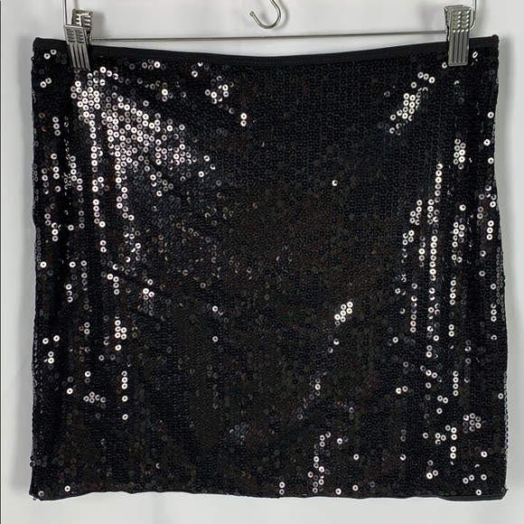 Black sequin skirt size large - Picture 1 of 4